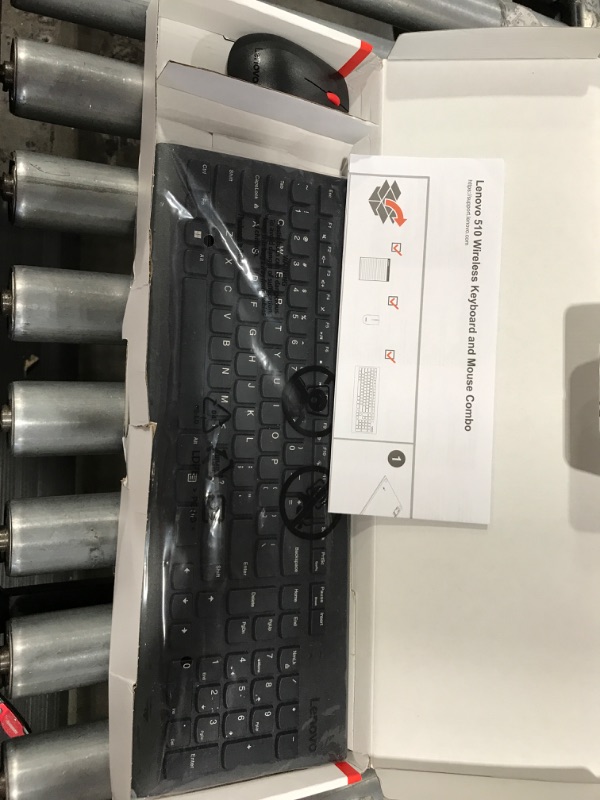 Photo 2 of Lenovo 510 Wireless Keyboard and Mouse Combo