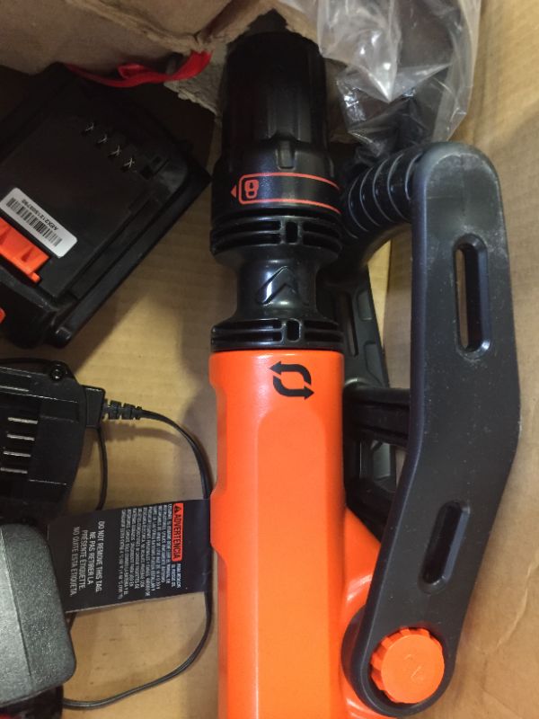 Photo 1 of Black+decker Lste525 20v Max Lithium Easy Feed String Trimmer/edger With 2 Lithium-ion Batteries