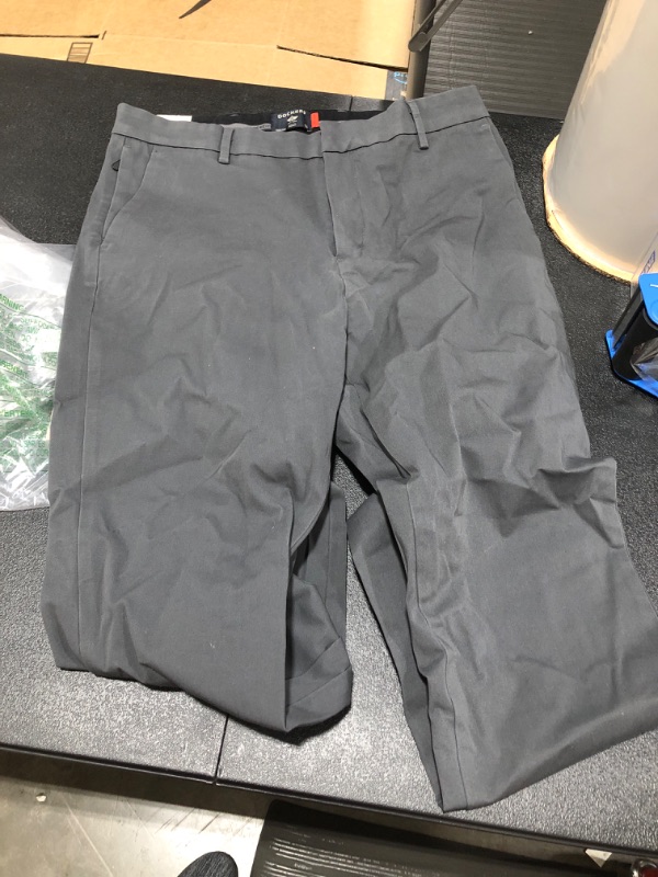Photo 2 of 32X32 Dockers Men's City Trouser Slim Fit Smart 360 Tech Pants
