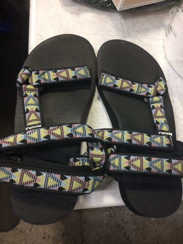 Photo 1 of CIOR Women's Sport Sandals Hiking Sandals with Arch Support Yoga Mat Insole Outdoor Light Weight Water Shoes SIZE 39  (8)