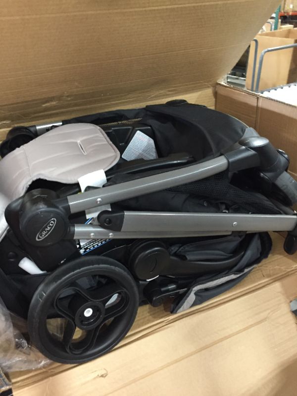 Photo 2 of Graco Modes Element Travel System