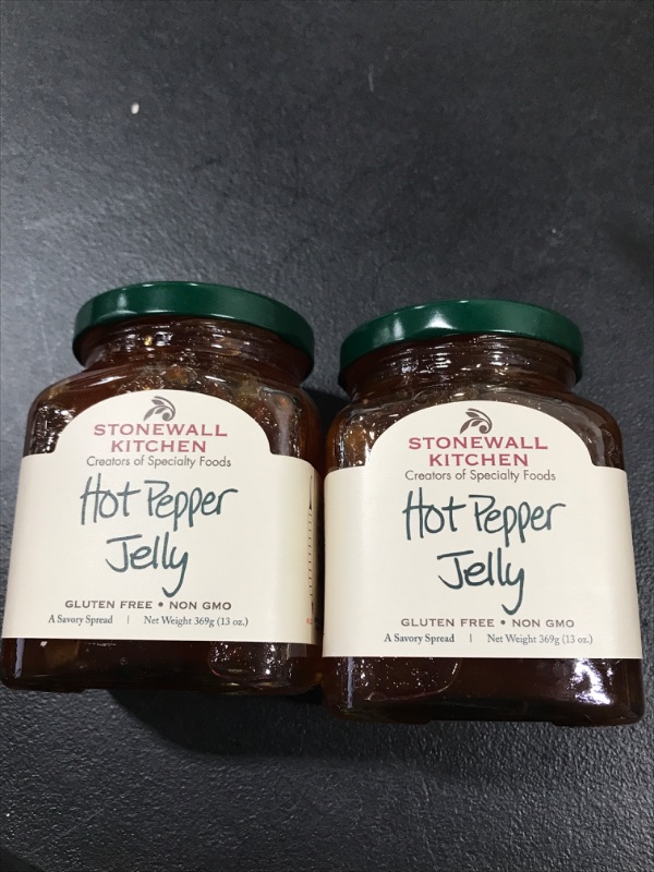 Photo 2 of 2 PACK Stonewall Kitchen Hot Pepper Jelly 13-Ounce Glass Jar
EXPIRES OCTOBER 2023