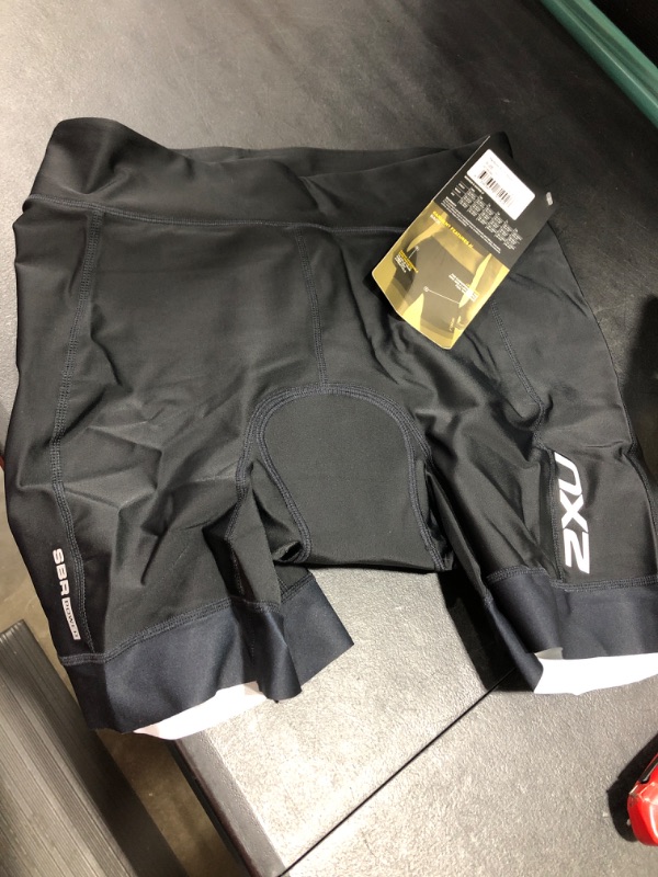 Photo 2 of 2XU Women's Perform 7" Tri Short, L