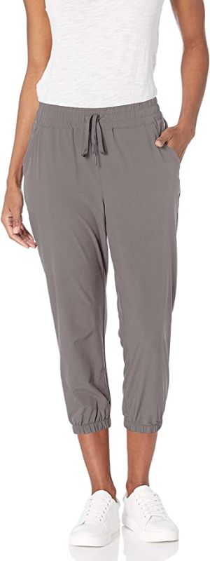 Photo 1 of Amazon Essentials Women's Performance Stretch Woven Crop Jogger Pant

SZ-L