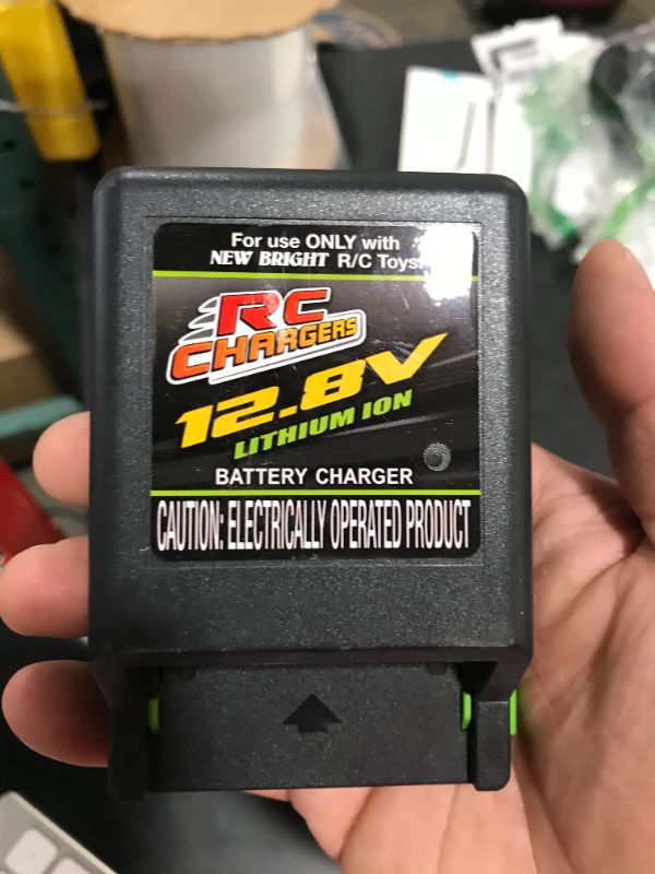 Photo 1 of RC CHARGERS Official 9.6 Volt 500 mAH Lithium Ion Rechargeable Battery Charger
