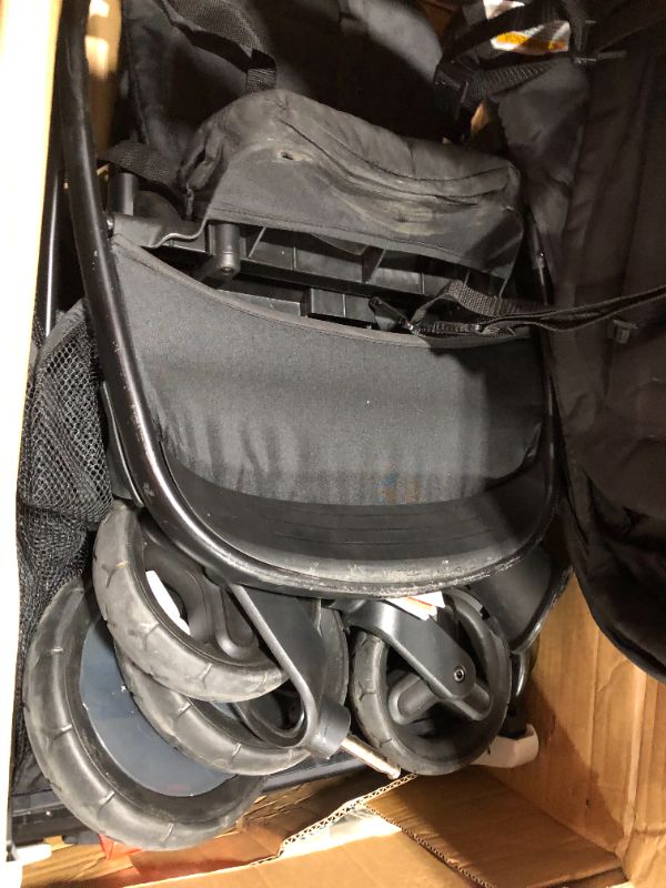 Photo 4 of Graco Ready2Grow LX 2.0 Double Stroller Features Bench Seat and Standing Platform Options