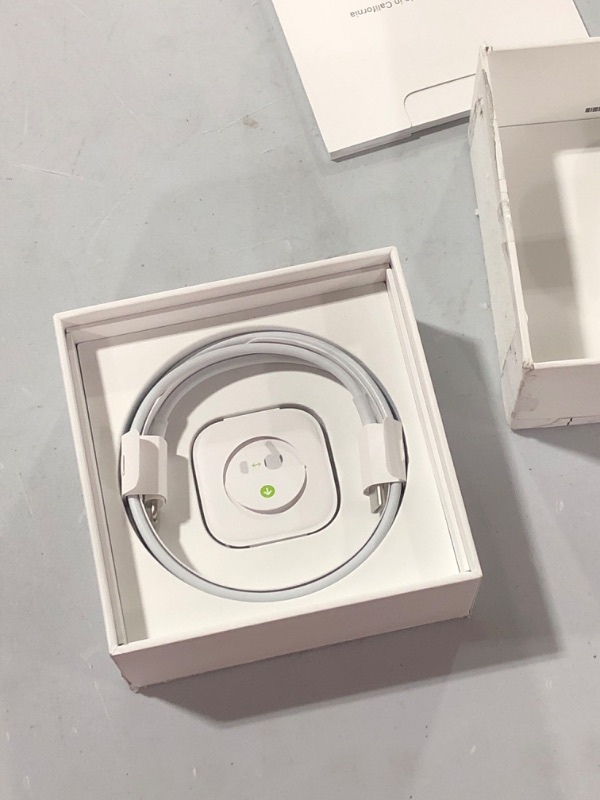 Photo 1 of Apple AirPods Pro