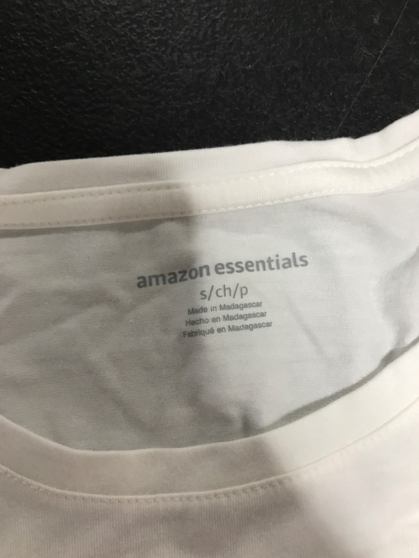 Photo 3 of Amazon Essentials Women's Classic-Fit Short-Sleeve Crewneck T-Shirt. SIZE SMALL. WHITE. 1 SHIRT ONLY. PHOTO FOR REFERENCE.