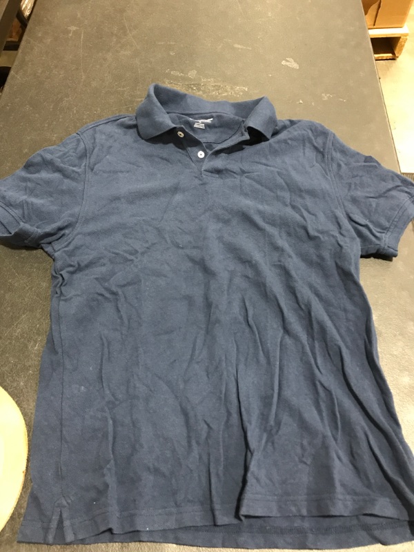 Photo 2 of Amazon Essentials Men's Slim-fit Cotton Pique Polo Shirt. SIZE MEDIUM. PRIOR USE.