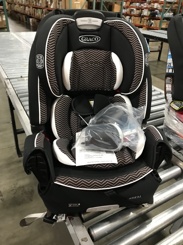 Photo 2 of Graco 4ever DLX 4-in-1 Convertible Car Seat - Zagg