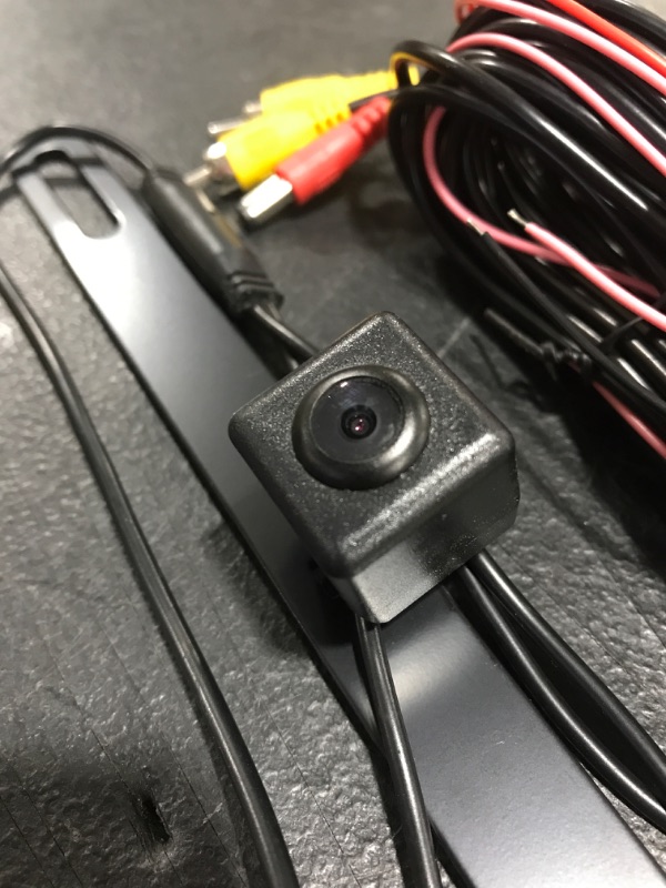 Photo 3 of ATOTO AC-4486 Waterproof High Definition Hidden/Concealed License Plate Car Rear View Camera. MISSING BOX. PRIOR USE.