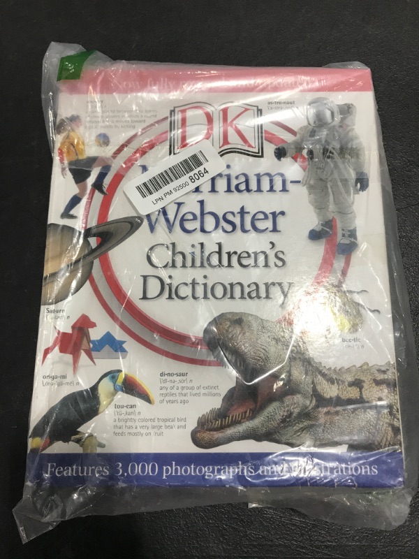 Photo 2 of Merriam-Webster Children's Dictionary: Features 3,000 Photographs and Illustrations. PRIOR USE. SPINE DAMAGE. 