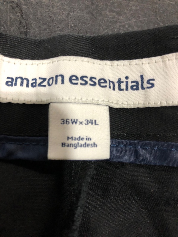 Photo 2 of Amazon Essentials Men's Classic-fit Wrinkle-Resistant Flat-Front Chino Pant
36WX34L