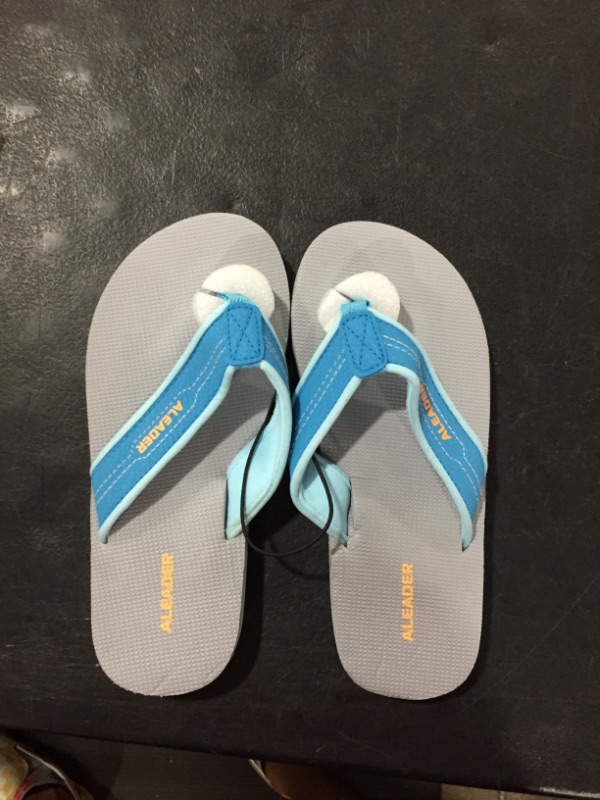 Photo 1 of Aleader Kids Flip Flops Sandals Lightweight Thong Sandals Beach/Pool Youth Slides Size-1-2