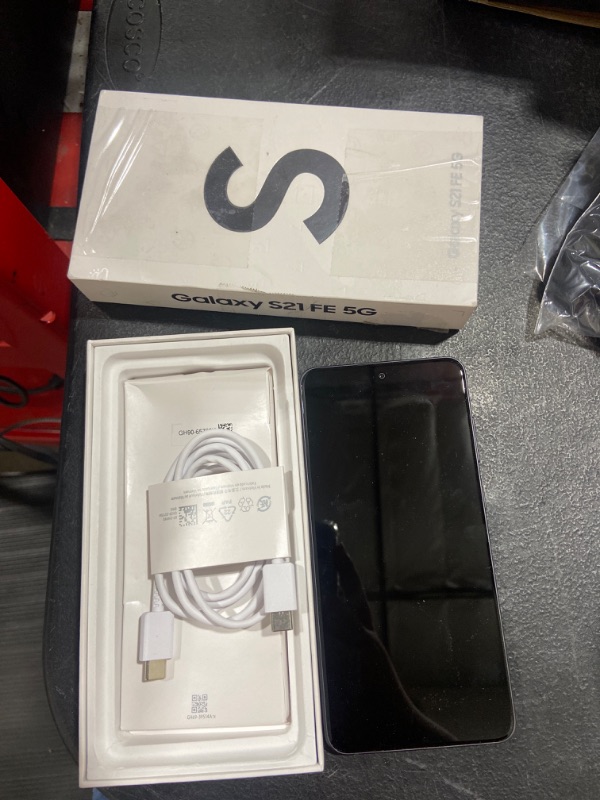 Photo 1 of SAMSUNG Galaxy S21 FE 5G Cell Phone, Factory Unlocked Android Smartphone, 256GB, 120Hz Display Screen, Pro Grade Camera, All Day Intelligent Battery, US Version, Graphite
