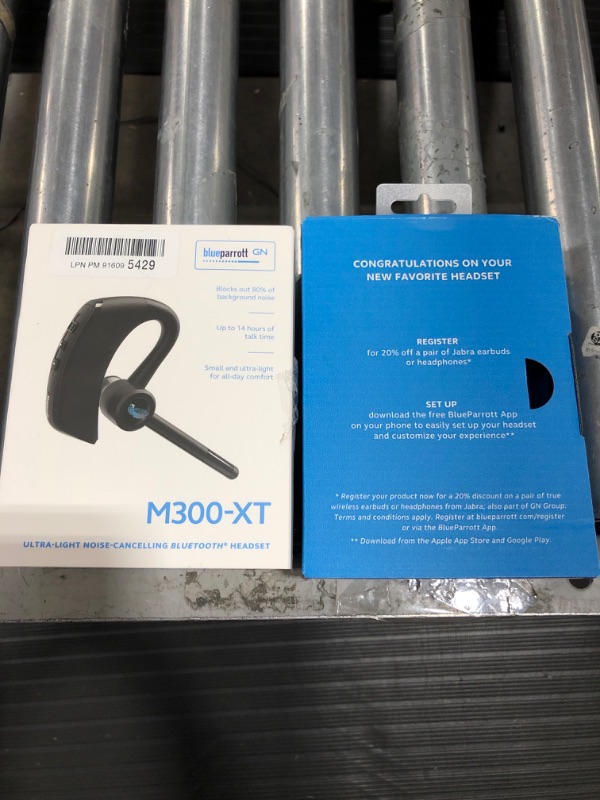 Photo 2 of M300-XT Ultra-Light Noise-Cancelling Headset