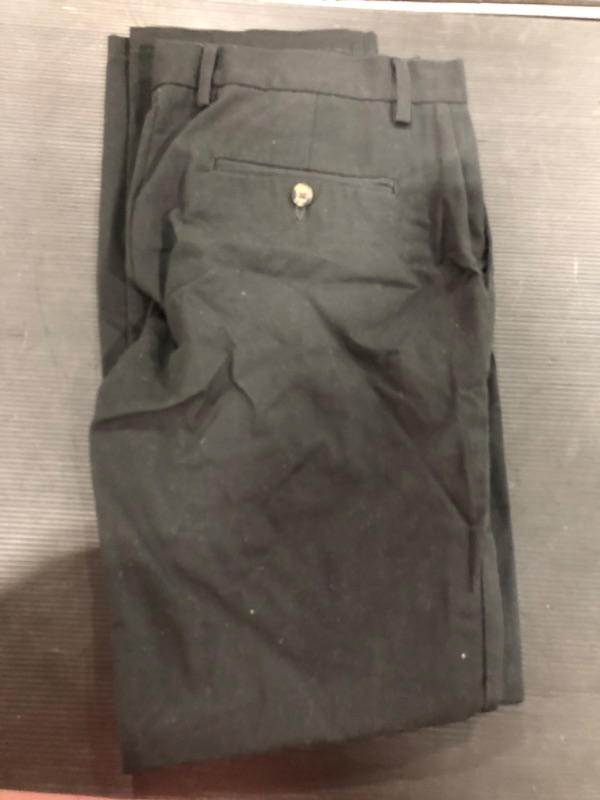 Photo 2 of [Size33x32]  Amazon Essentials Men's Slim-fit Wrinkle-Resistant Flat-Front Chino Pant