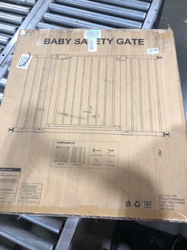 Photo 1 of Baby Safety Gate with Extension pc. [White]