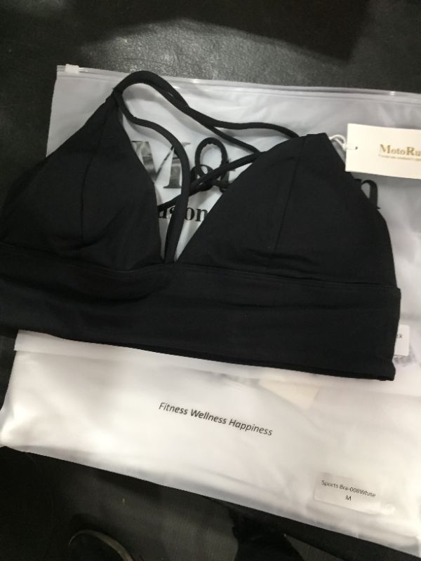 Photo 1 of BLACK SPORTS BRAS WHITE AND BLACK