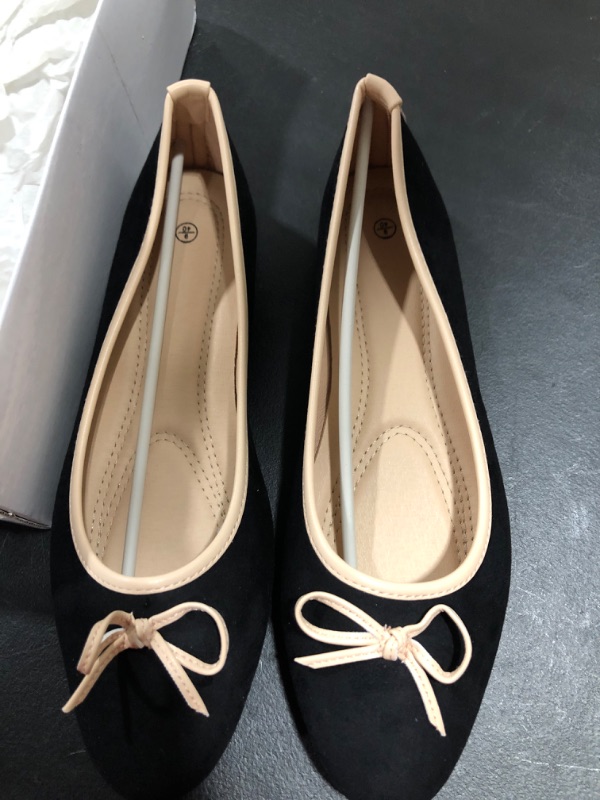 Photo 3 of ALTOCIS Womens Faux Suede Ballet Flats Casual Round Toe Bow-Knot Slip ons Memory Foam Textile Dressy Flats Cute Bow Tie Knot size 9
**not used but has small dog hair**