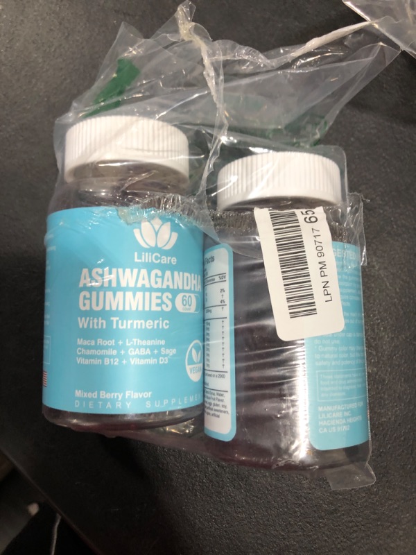Photo 2 of 2 Pack Ashwagandha Gummies, 2000mg Organic Ashwa Root Extract Supplement for Women & Men - 120 Count
**one sealed / 1 unsealed** best by04/2024