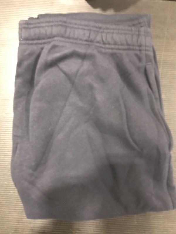 Photo 2 of Amazon Essentials Men's Fleece Jogger Pant LARGE