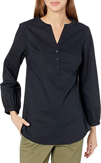 Photo 1 of Amazon Essentials Women’s Classic-Fit Bracelet Length Sleeve Poplin Shirt Size: Large