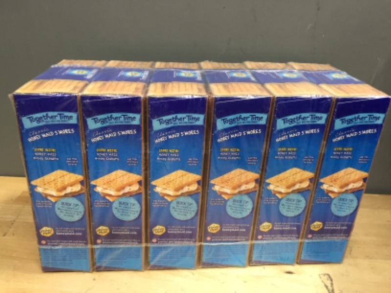 Photo 2 of **EXPIRES JUNE 2022** Honey Maid Fresh Stacks Graham Crackers, Flavour, 73.2 Ounce , 6 Count (Pack of 6)
