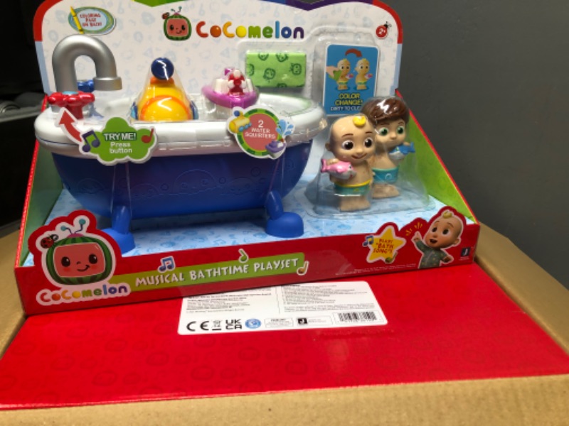 Photo 2 of 2ct  CoComelon Bathtub Playset

