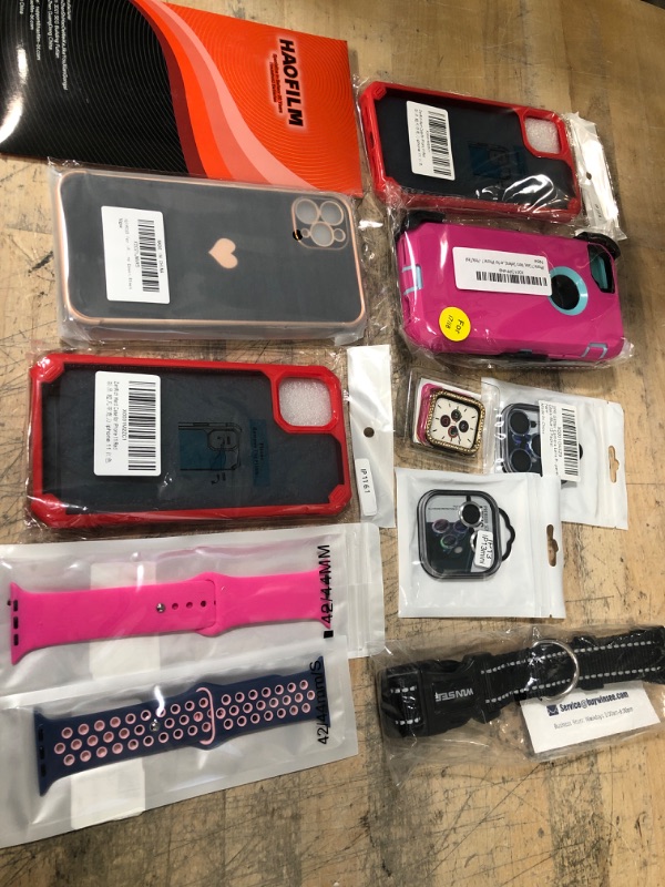 Photo 1 of **NON-REFUNDABLE** Bundle of miscellaneous Items
tech accessories