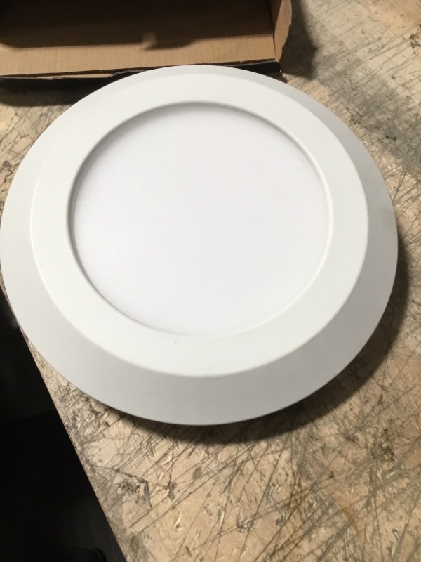 Photo 2 of Halo
SLDSL6 Series 6 in. 2700K-5000K Selectable CCT Surface Integrated LED Downlight Recessed Light with White Round Trim