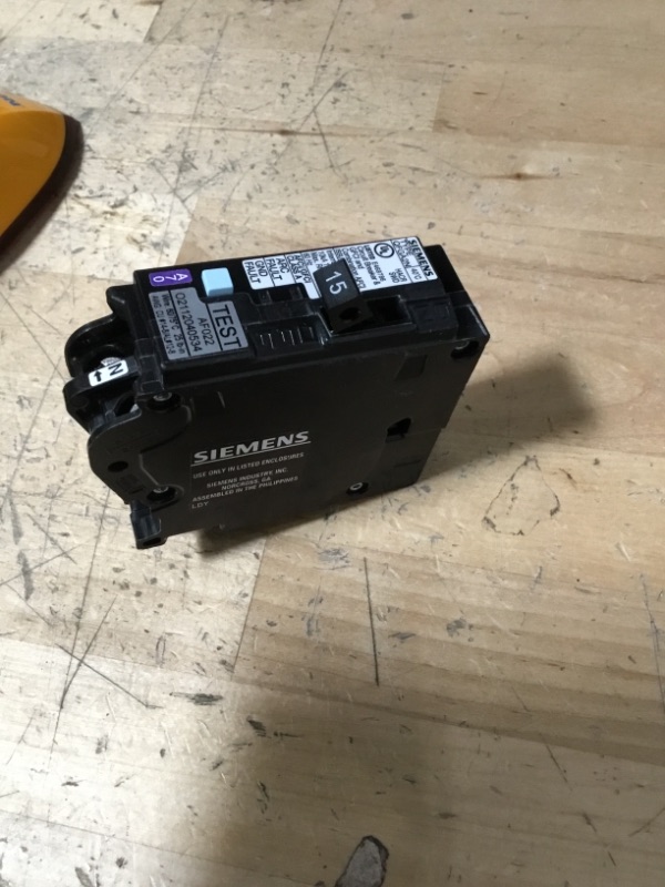 Photo 2 of Siemens 15 Amp 1-Pole Dual Function (CAFCI/GFCI) Plug-On Neutral Circuit Breaker