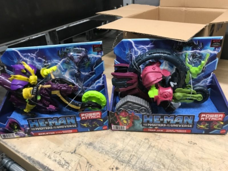 Photo 1 of He-Man and the Masters of the Universe Skeletor & Painthor Vehicle / Figure Set & He-Man and the Masters of the Universe Trap Jaw Vehicle / Figure Set
2 PACK 