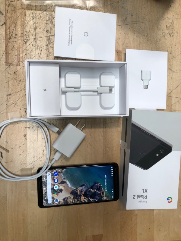 Photo 2 of Google Pixel 2 XL 128GB Unlocked GSM/CDMA 4G LTE Octa-Core Phone w/ 12.2MP Camera - Just Black


**tested, powers on and working!!