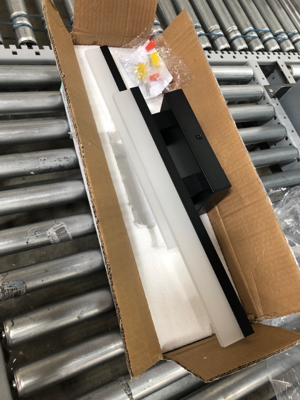 Photo 1 of Aipsun Dimmable 38inch Modern LED Vanity Lighting Fixtures Chrome Bathroom Vanity Light Fixtures 6000K
