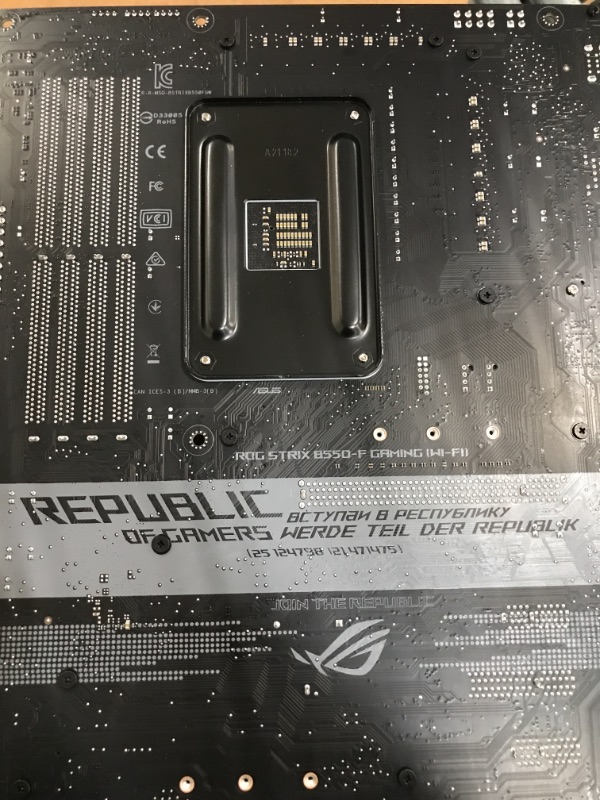 Photo 3 of ASUS ROG Strix B550-F Gaming (WiFi 6) AMD AM4 Zen 3 Ryzen 5000 & 3rd Gen Ryzen ATX Gaming Motherboard (PCIe 4.0, 2.5Gb LAN, BIOS Flashback, HDMI 2.1, Addressable Gen 2 RGB Header and Aura Sync)