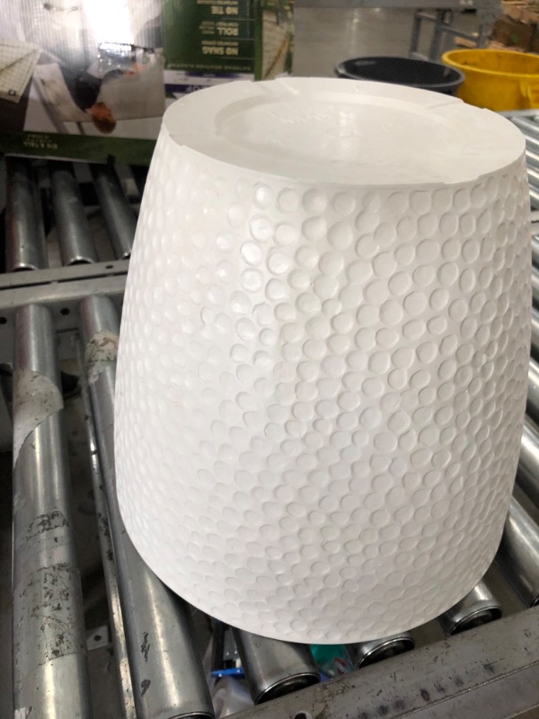 Photo 1 of 16 inch white pot 