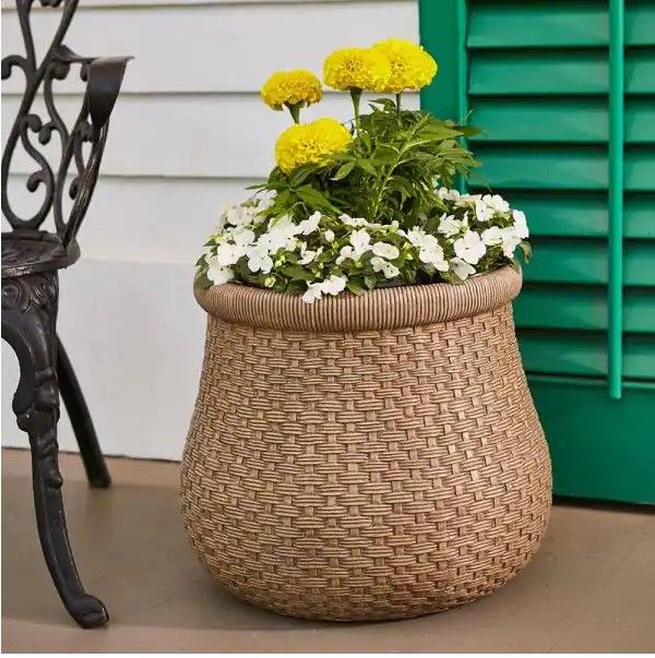 Photo 1 of 2 PLANTERS
Southern Patio
Tri-Weave 16 in. x 14 in. Gray Resin Composite Planter