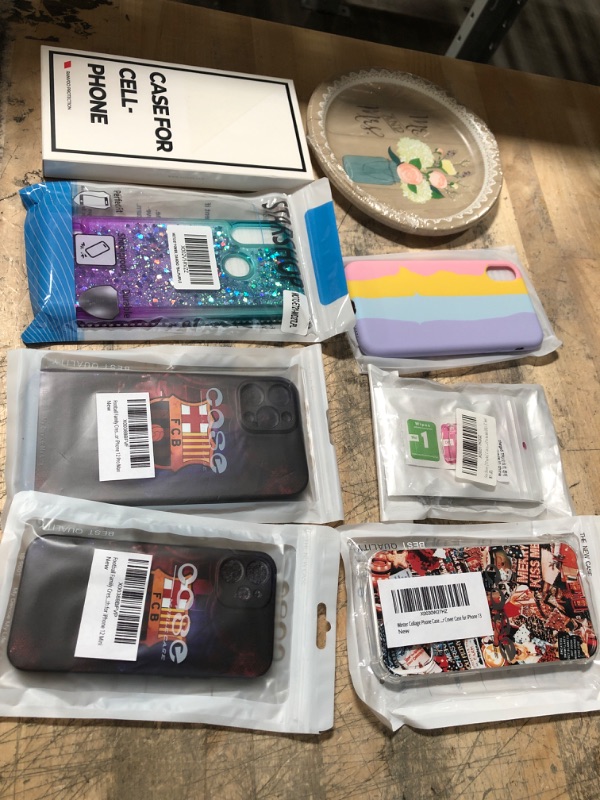 Photo 1 of **NON-REFUNDABLE** Bundle of miscellaneous Items
