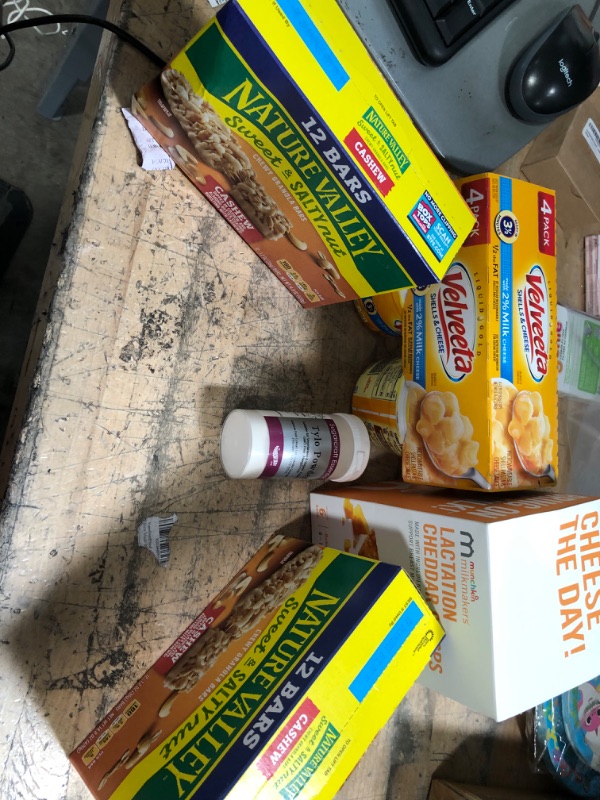 Photo 1 of ***snack bundle****** NO RETURNS*** NO REFUNDS***
2 Nature Valley Granola Bars, Sweet and Salty Nut, Cashew, 1.2 oz, 12 ct ***bb 6/20/22
Velveeta Shells & Cheese Microwavable Shell Pasta & Cheese Sauce **bb6/21/2022***
Munchkin Milkmakers Lactation Chedda