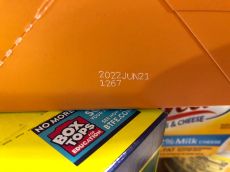 Photo 5 of ***snack bundle****** NO RETURNS*** NO REFUNDS***
2 Nature Valley Granola Bars, Sweet and Salty Nut, Cashew, 1.2 oz, 12 ct ***bb 6/20/22
Velveeta Shells & Cheese Microwavable Shell Pasta & Cheese Sauce **bb6/21/2022***
Munchkin Milkmakers Lactation Chedda