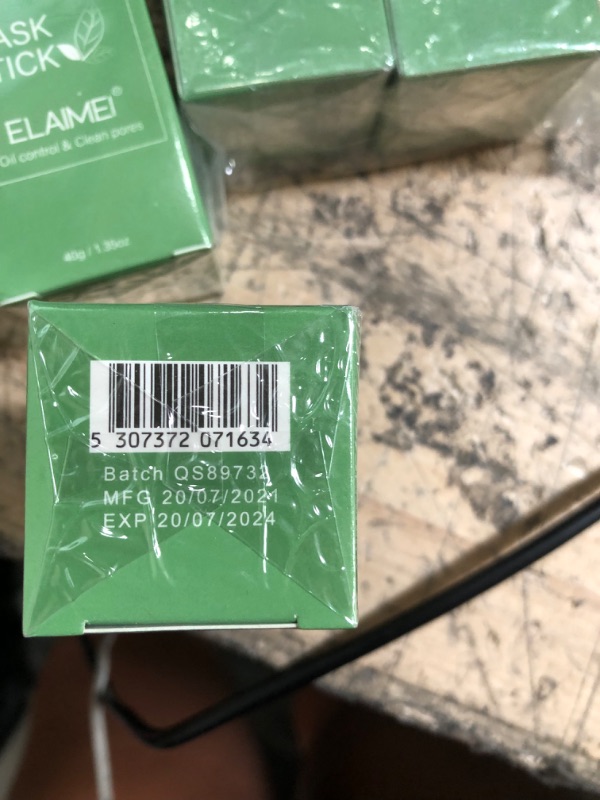 Photo 1 of (2) 2PC Green Tea Stick Mask Eggplant Purifying Clay, Face Moisturizer Oil Control, Deep Clean Pore, Blackhead Remove, Acne Deep Cleansing, Improves Skin for Women
