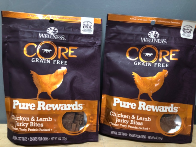 Photo 2 of 2 PACK***EXP DATE:__07/13/2022_**** BUNDLE OF FOOD*** SOLD AS IS*** NO RETURNS*** NO REFUNDS***
Wellness CORE Power Packed Jerky Dog Treats, Grain Free, Chicken, 4 Ounce Bag
