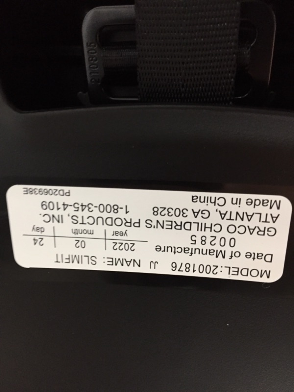 Photo 3 of Graco SlimFit 3 in 1 Car Seat -Slim & Comfy Design Saves Space in Your Back Seat, Darcie, One Size
