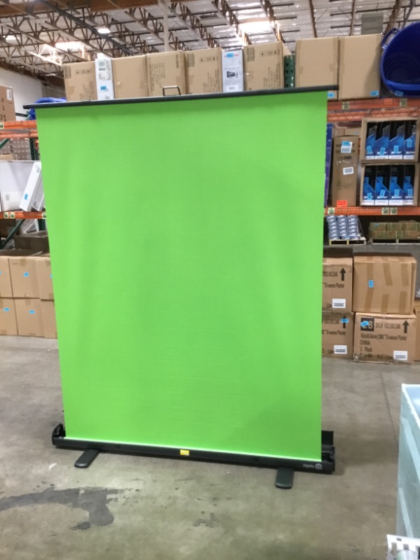 Photo 2 of Elgato Green Screen - Collapsible Chroma Key Backdrop, Wrinkle-Resistant Fabric and Ultra-Quick Setup 
