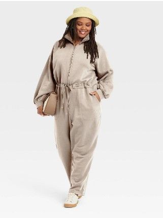 Photo 1 of 6pcs of Women's Long Sleeve Fleece Jumpsuit - Universal Thread™ // sizes range from XS-XXl // one of each only

