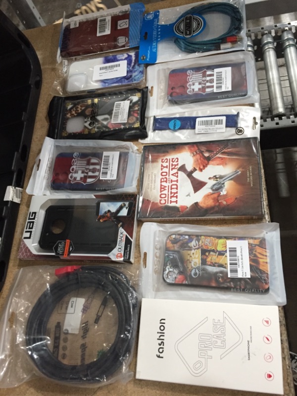 Photo 1 of **NO REFUNDS/RETURNS** - Bundle of Miscellaneous Amazon items