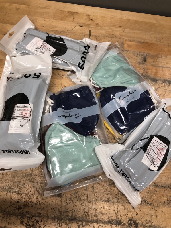 Photo 1 of **BUNDLE OF FACE MASK**