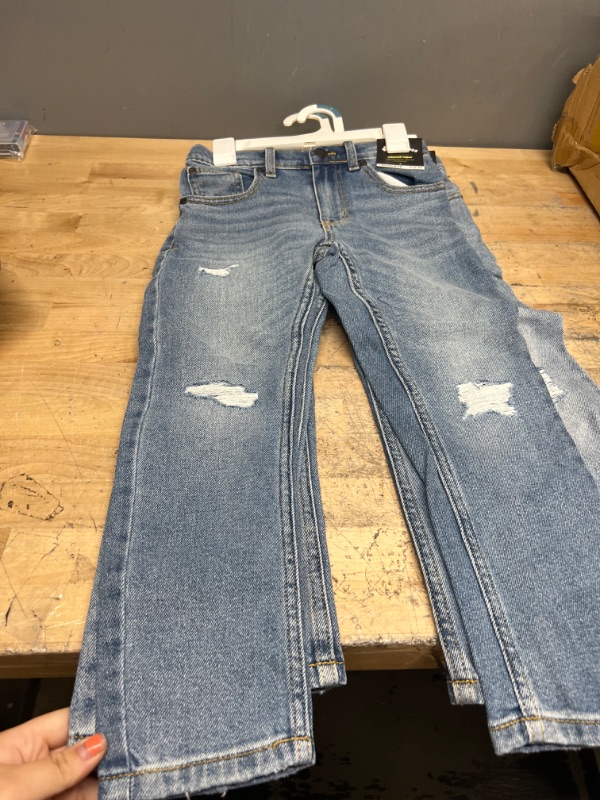 Photo 3 of 3pcks of Boys' Relaxed Fit Stretch Taper Jeans - Art Class™ Light Wash size 6
