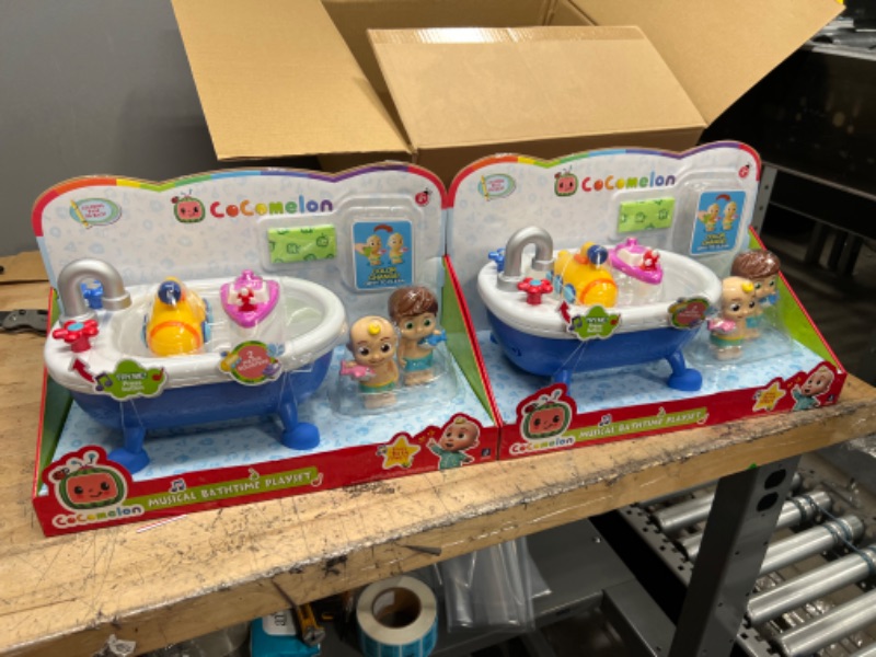 Photo 2 of 2PCKS OF CoComelon Bathtub Playset

